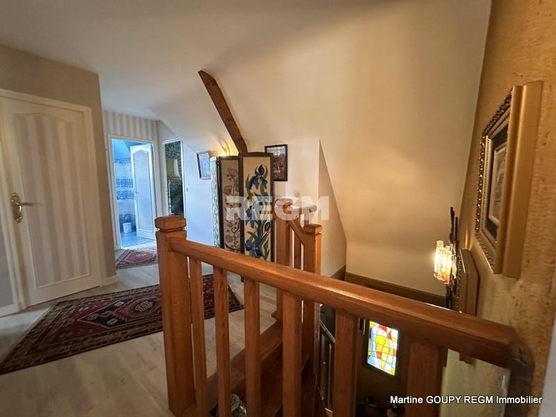 Maison - 175 m² - 7 pièces