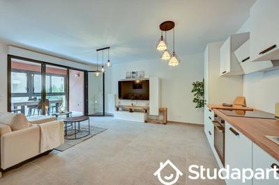 Maison - 72 m² - 3 pièces