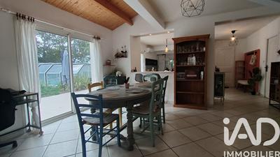 Maison - 178 m² - 7 pièces