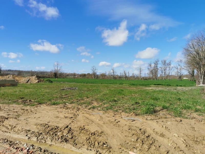 Terrain constructible - 600 m²