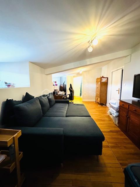 Maison - 136 m² - 8 pièces