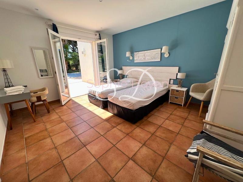 Maison - 523 m² - 14 pièces