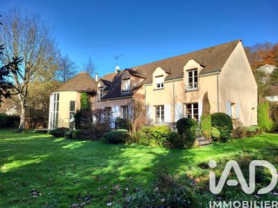 Maison - 345 m² - 9 pièces