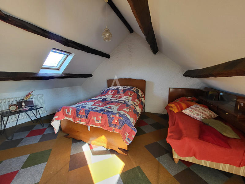 Maison - 103 m² - 5 pièces