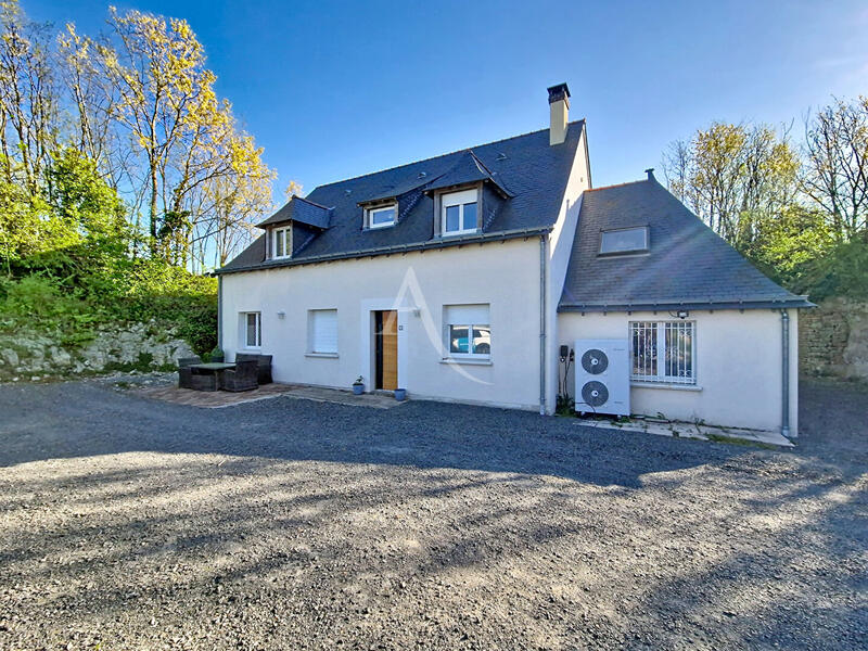 Maison - 148 m² - 6 pièces