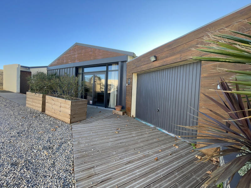 Propriété - 350 m² - 8 pièces