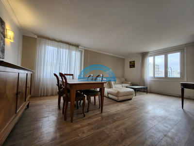 Appartement - 80 m² - 4 pièces