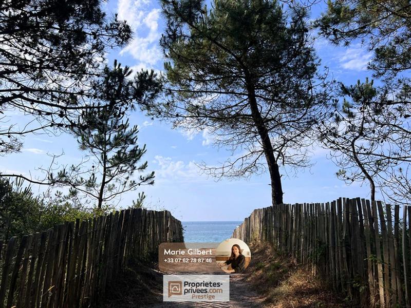 Maison - 162 m² - 8 pièces