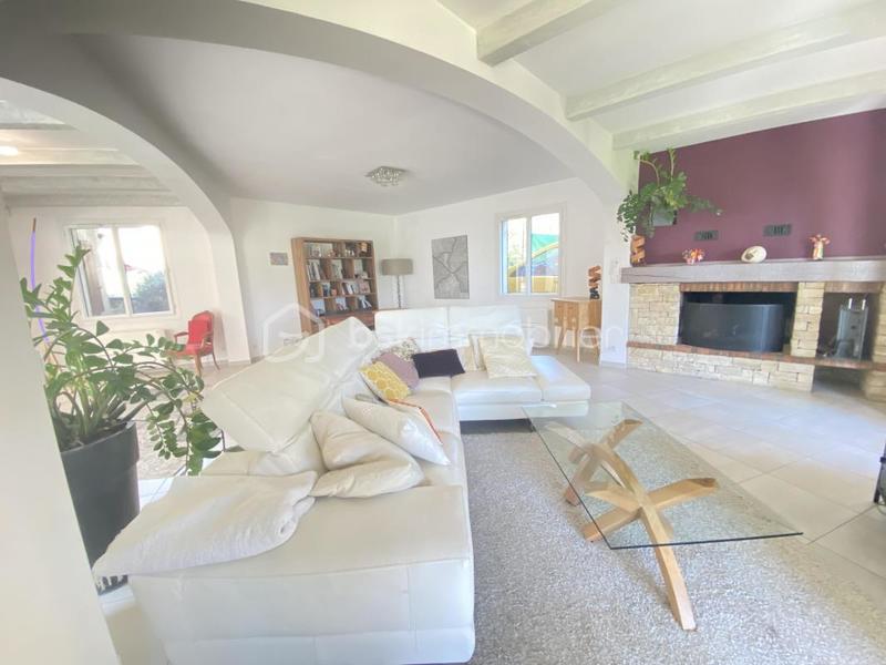 Villa - 185 m² - 6 pièces