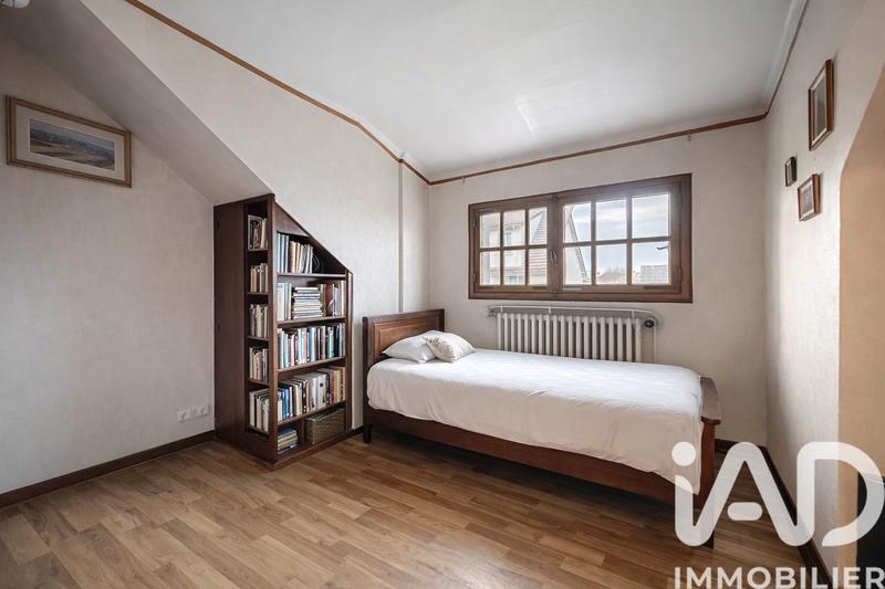 Maison - 145 m² - 8 pièces
