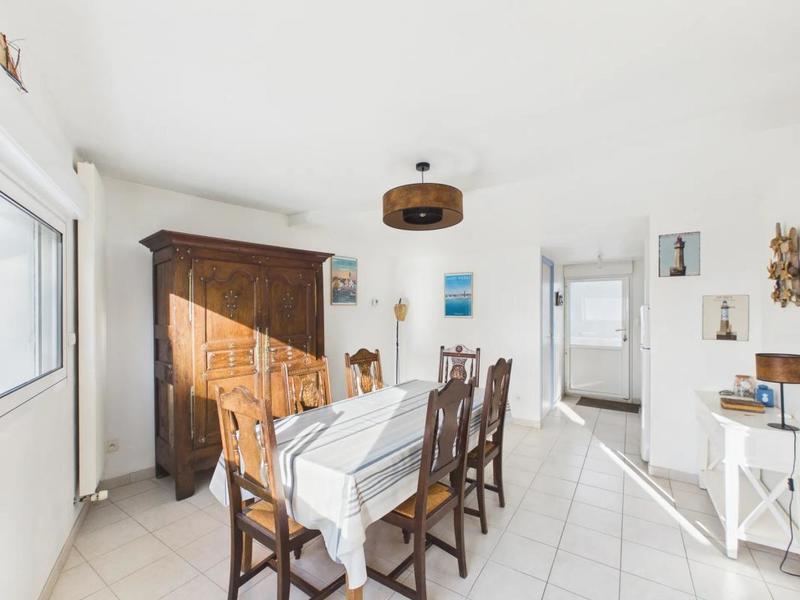 Maison - 111 m² - 7 pièces