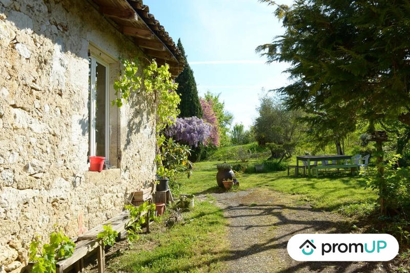 Maison traditionnelle - 148 m² - 4 pièces