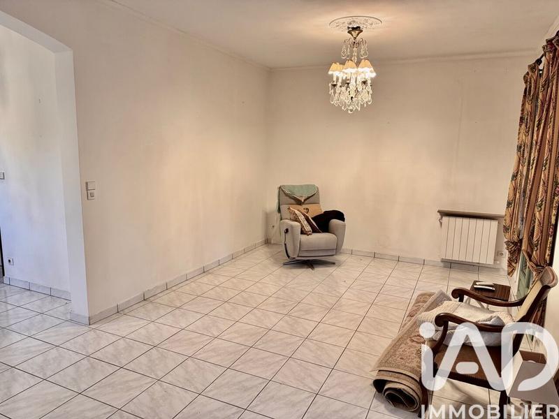 Maison - 136 m² - 6 pièces