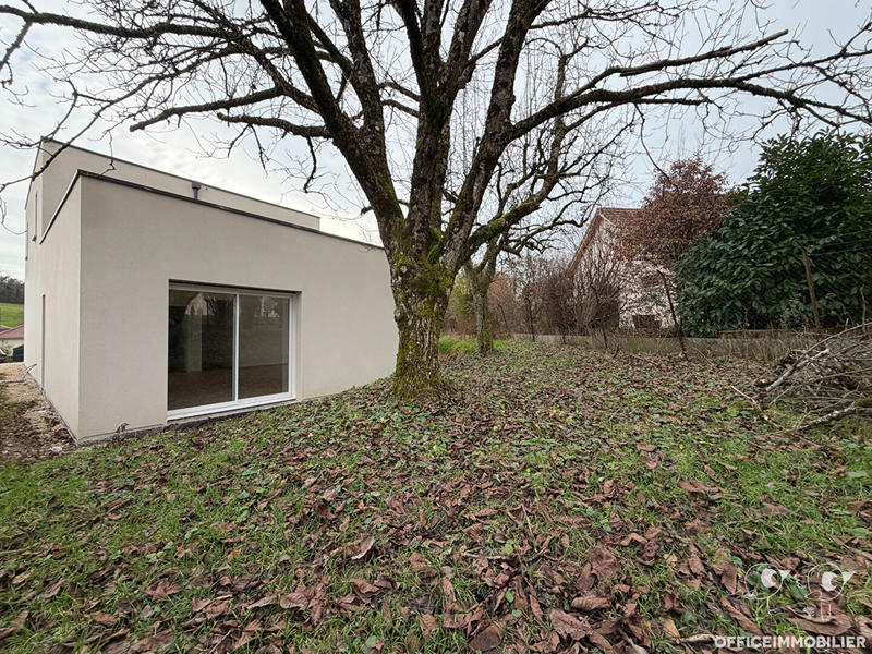 Maison - 121 m² - 6 pièces