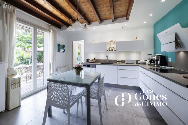 Villa - 185 m² - 7 pièces