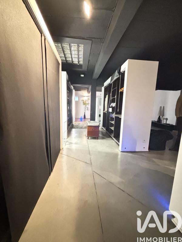 Loft - 330 m² - 7 pièces