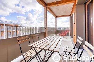 Chambre - 10 m² - 1 pièce