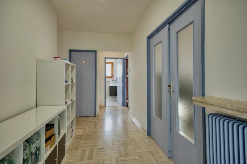 Maison - 175 m² - 9 pièces