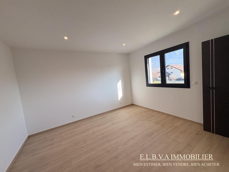 Maison contemporaine - 130 m² - 4 pièces