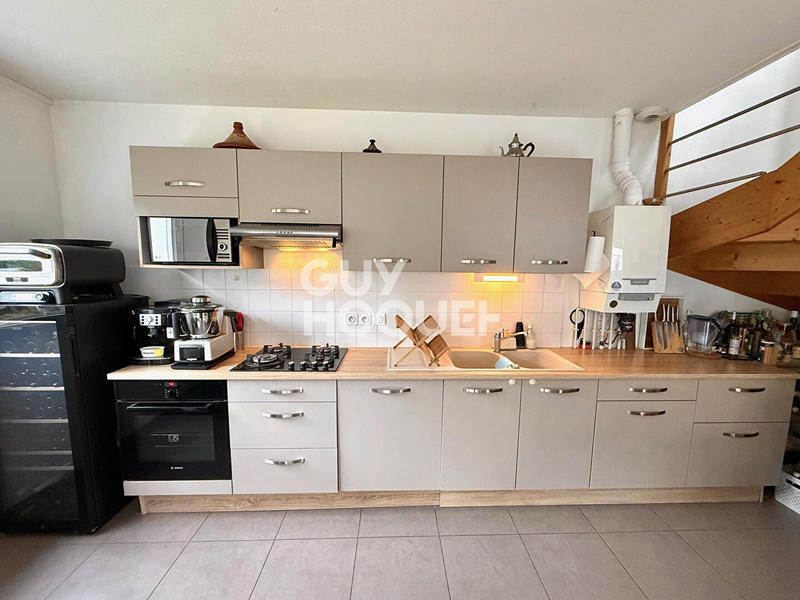 Maison - 90 m² - 4 pièces