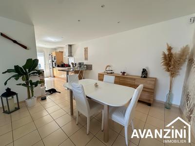 Maison - 95 m² - 4 pièces