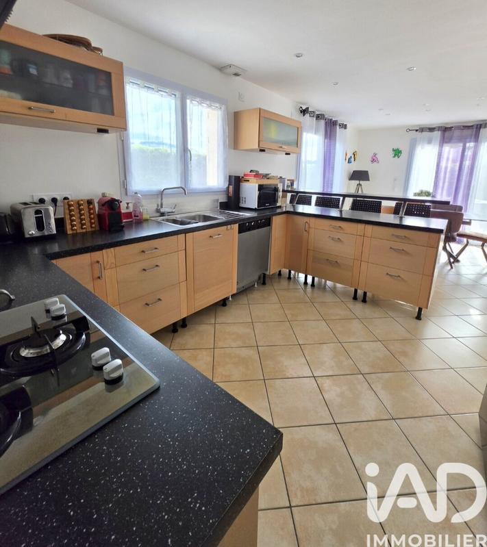 Maison - 102 m² - 5 pièces