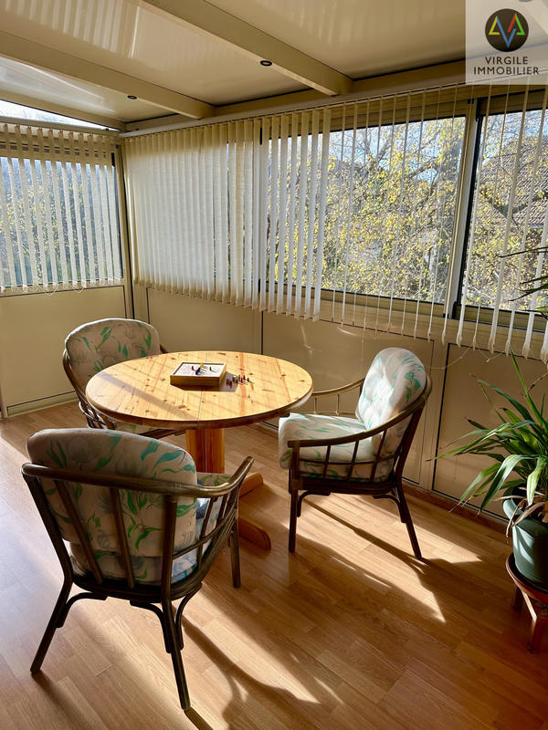 Maison - 180 m² - 7 pièces