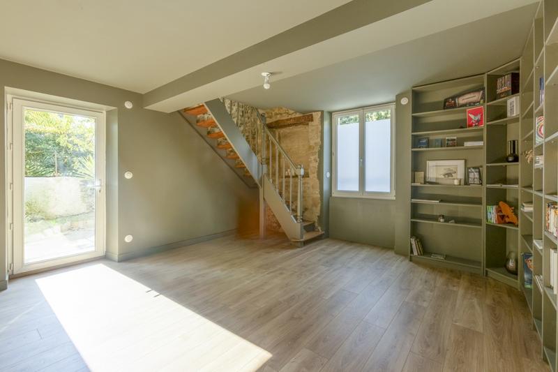 Maison ancienne - 226 m² - 7 pièces