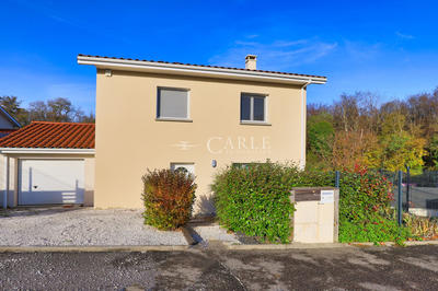 Maison - 97 m² - 4 pièces