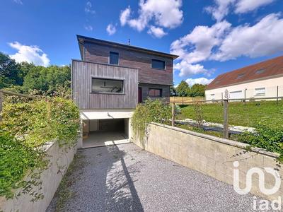 Maison - 169 m² - 8 pièces