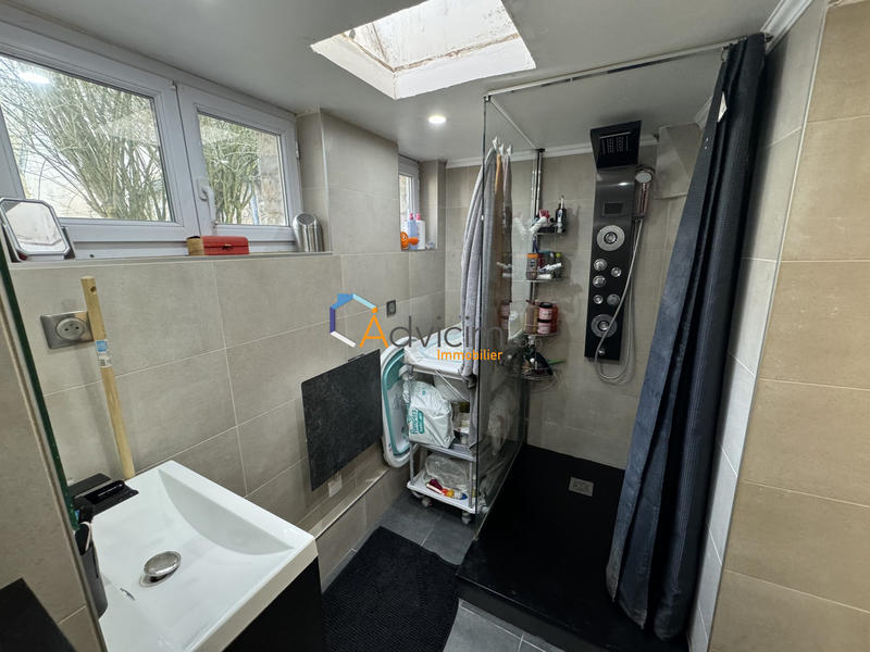 Maison - 93 m² - 4 pièces