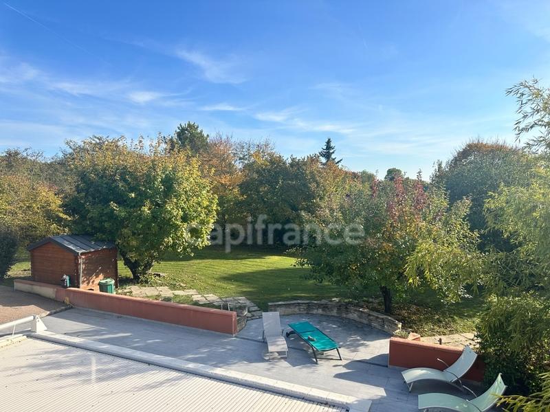 Maison - 272 m² - 10 pièces