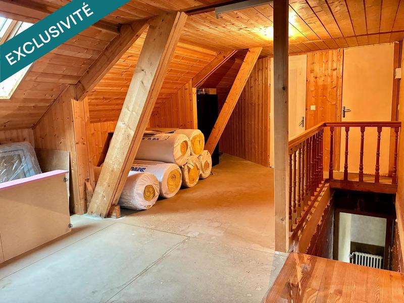 Maison - 230 m² - 7 pièces