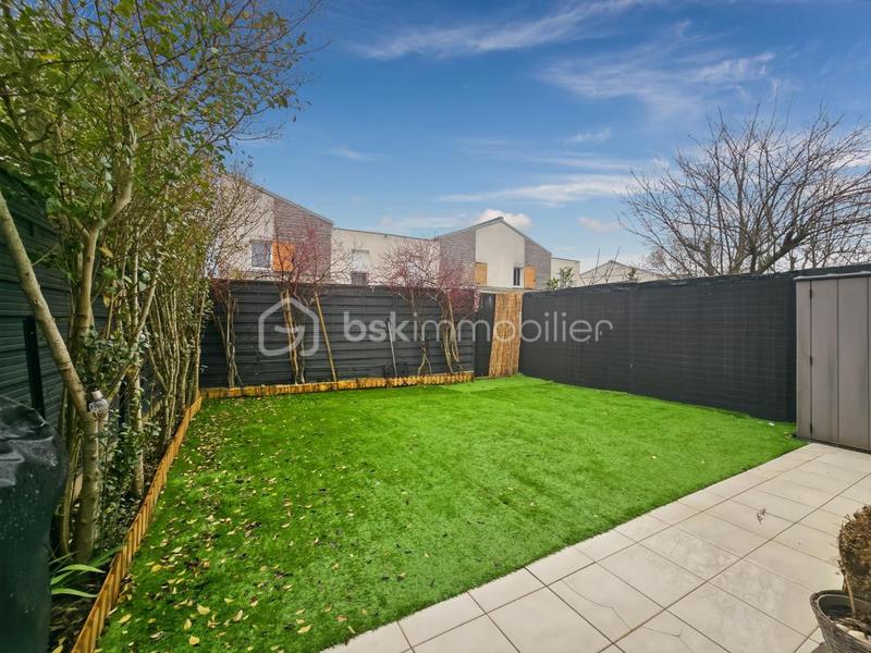 Maison - 96 m² - 5 pièces