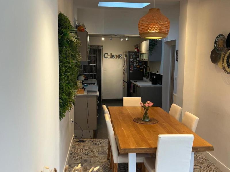 Maison - 138 m² - 6 pièces