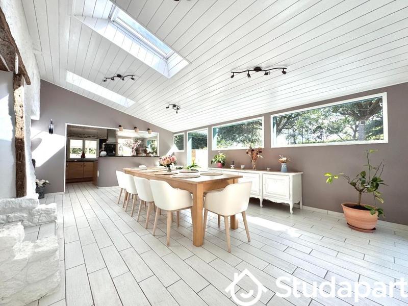 Chambre - 15 m² - 1 pièce