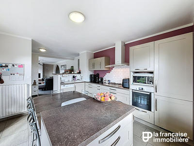 Maison - 168 m² - 6 pièces