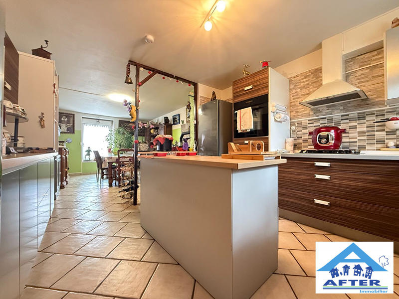 Maison - 110 m² - 4 pièces