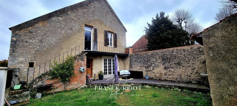 Maison - 147 m² - 6 pièces