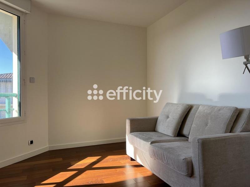 Appartement - 94 m² - 4 pièces