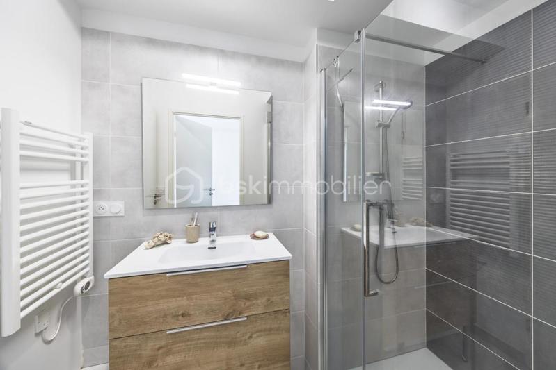 Appartement - 93 m² - 4 pièces