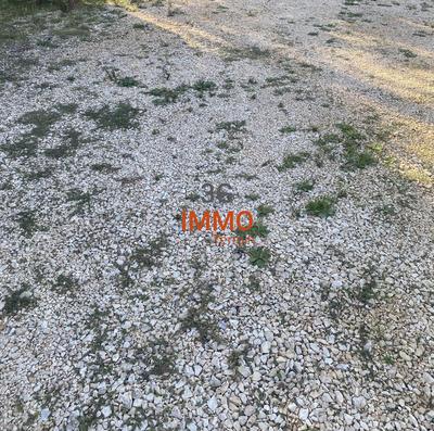 Terrain constructible - 448 m²