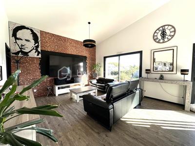 Maison - 119 m² - 6 pièces