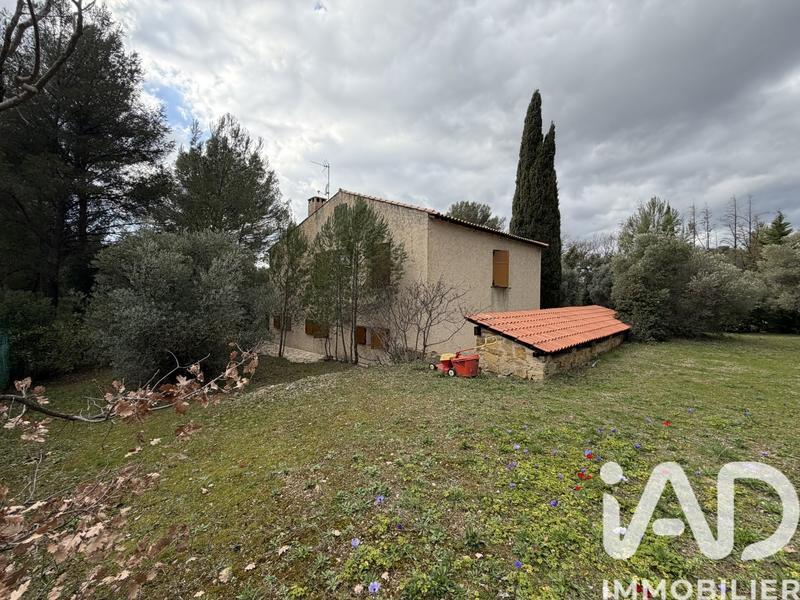 Maison - 187 m² - 8 pièces