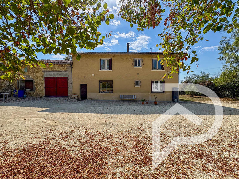 Maison - 184 m² - 6 pièces