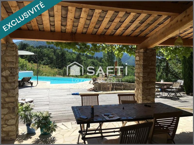 Maison - 150 m² - 5 pièces