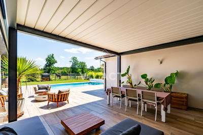 Maison contemporaine - 210 m² - 7 pièces