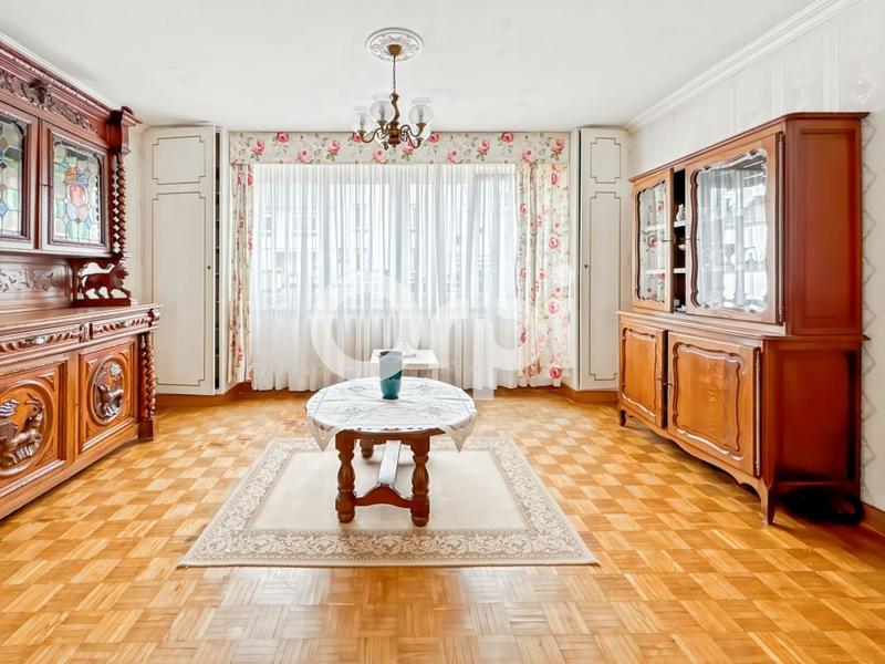 Maison - 140 m² - 7 pièces