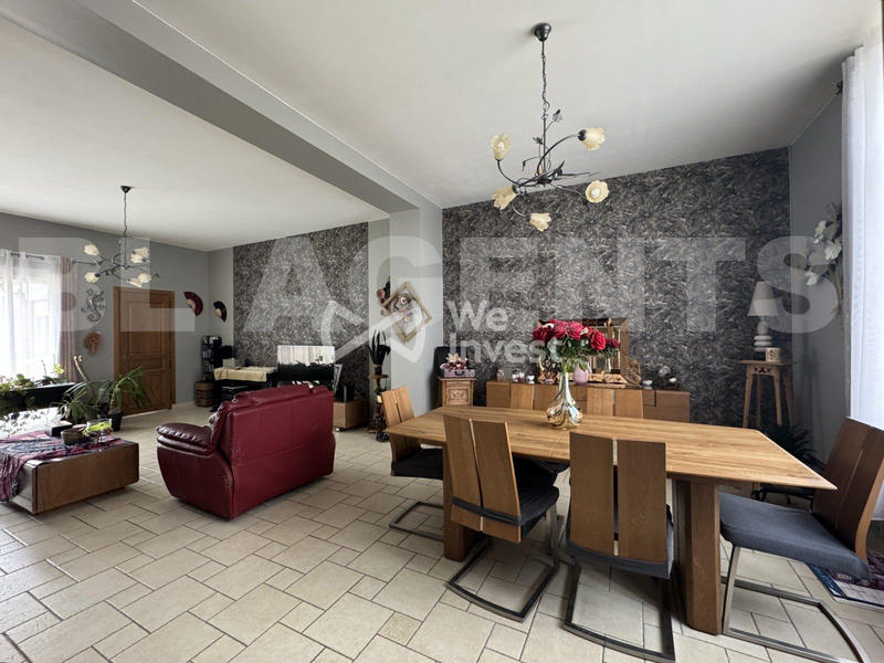 Maison - 192 m² - 5 pièces