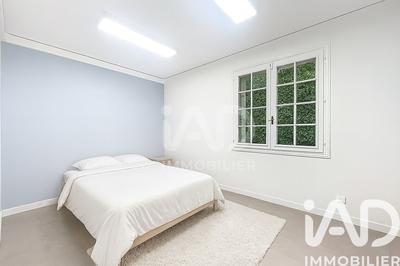 Maison - 175 m² - 7 pièces